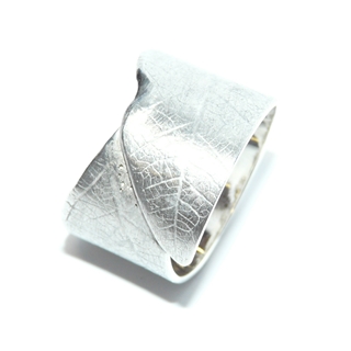 Besondere Geschenkideen aus Hameln: Silber-Unikat-Ring